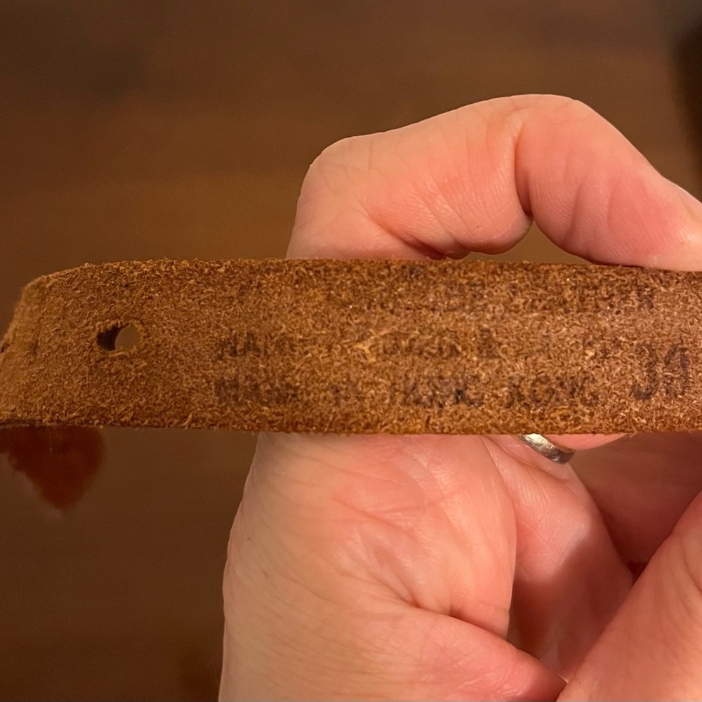 Vintage Alaska Leather Beaded Belt - Picture 3 of 9
